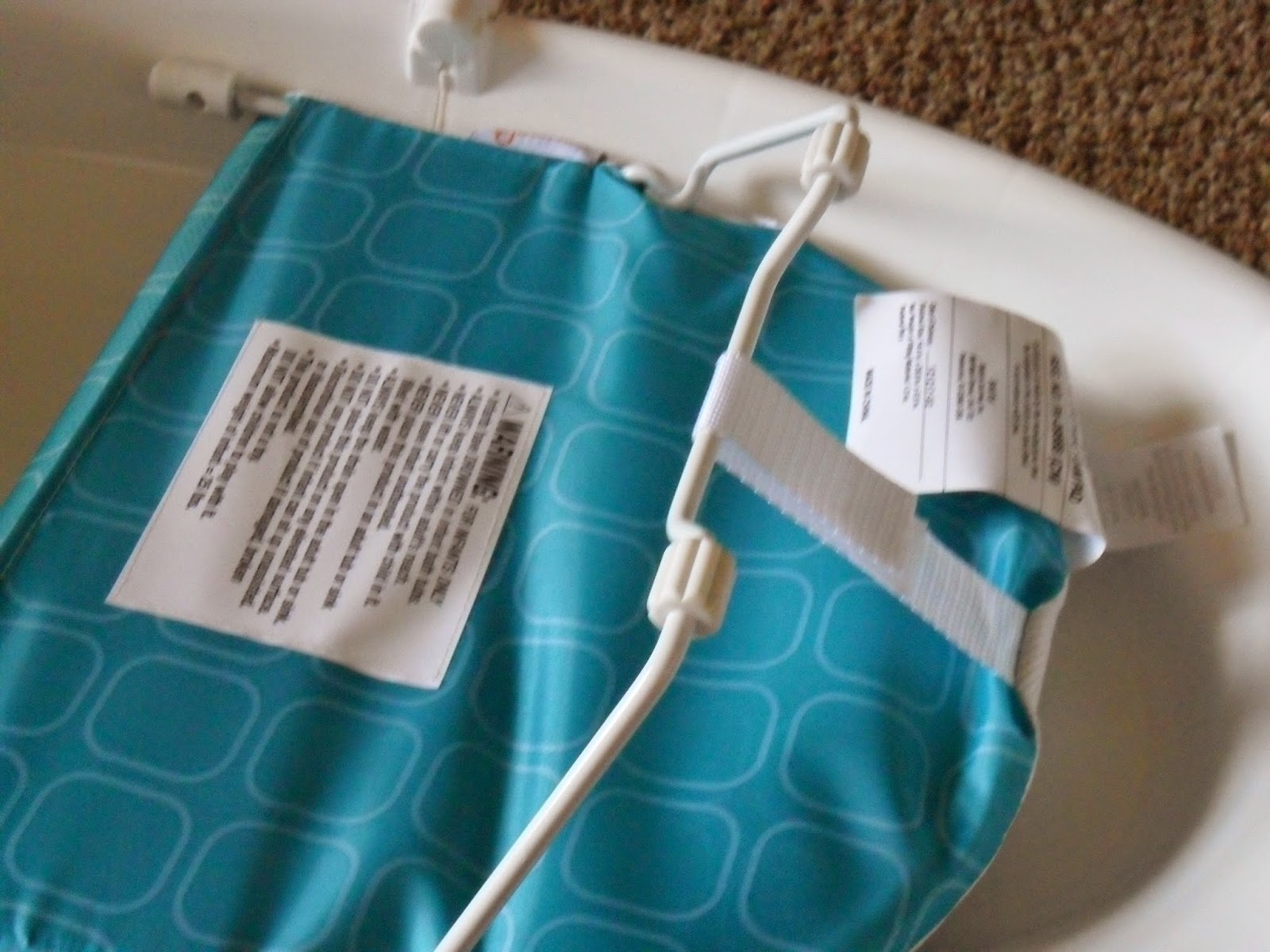 Making bath time safe with Baby's Journey. Easy Reach-Tub.  Review  (Blu me away or Pink of me Event)