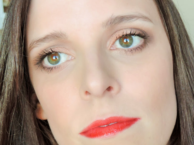Rouge Pur Couture Le Vernis À Lèvres Pop Water Glossy Stain in Rouge Splash no 202 Applied