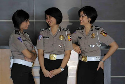 foto polwan-polwan cantik dan seksi foto polwan-polwan cantik dan seksi