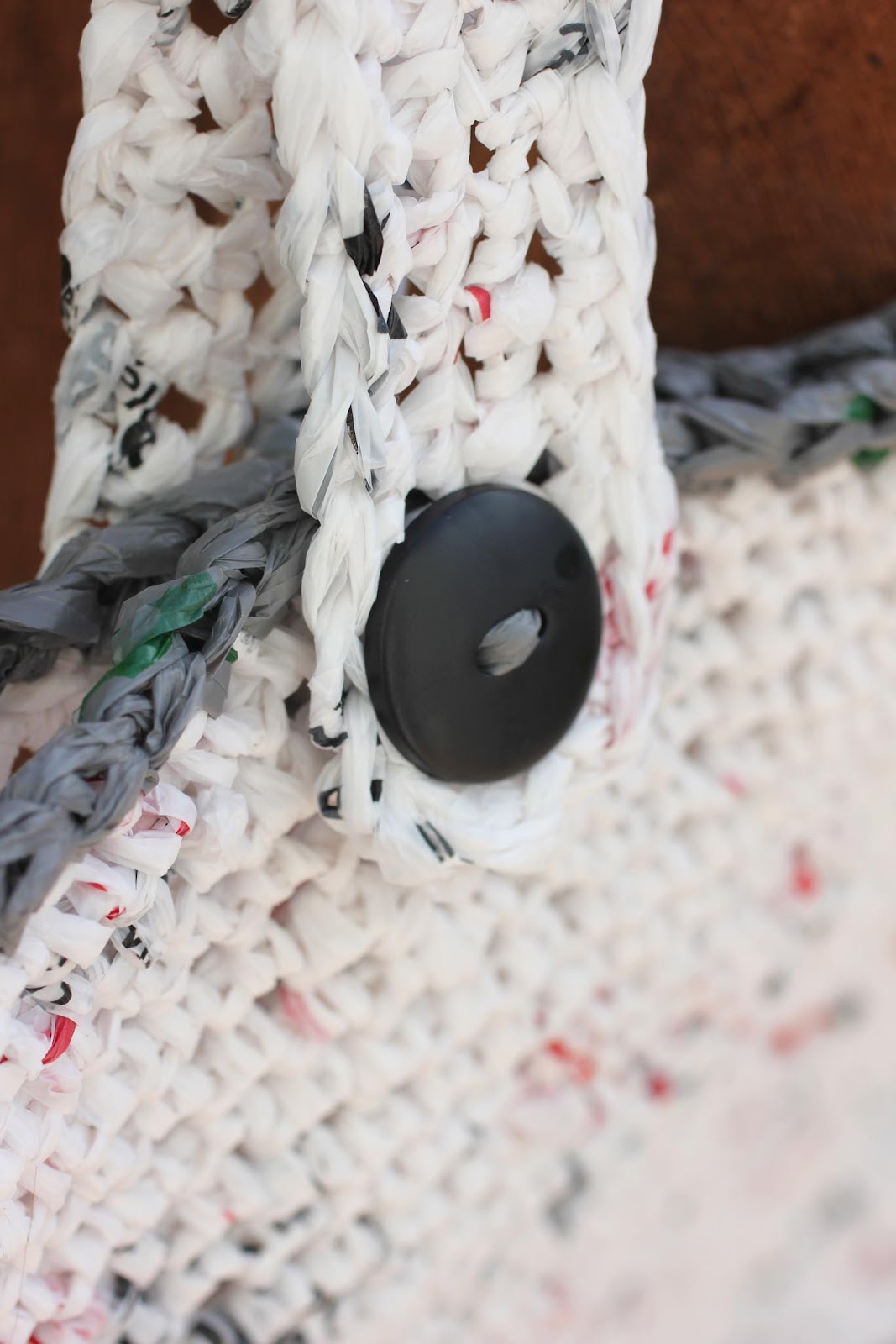 How to Make Plarn (Plastic Yarn) Repeat Crafter Me