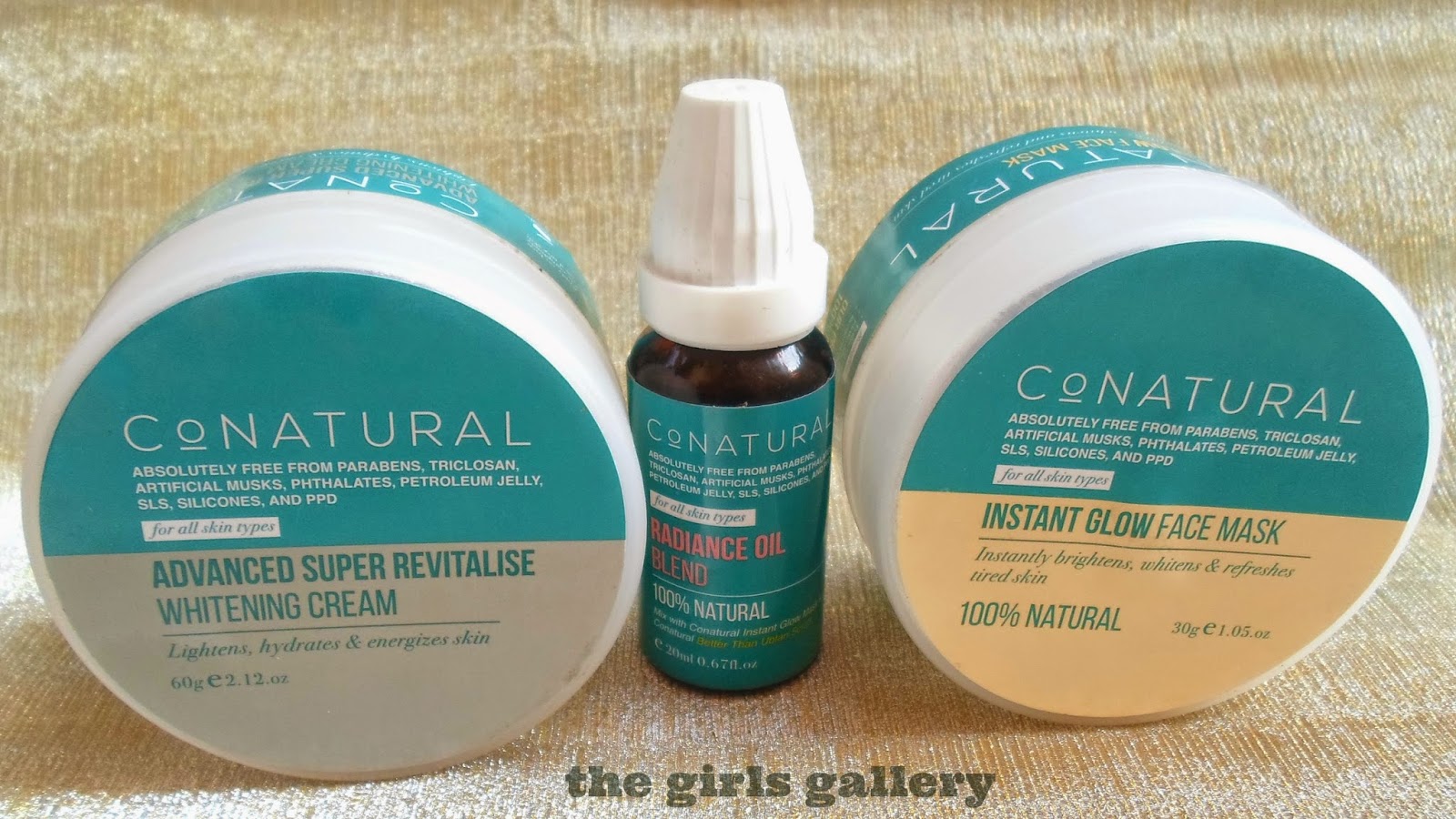 Download The Girlz Gallery Co Natural Advanced Super Revitalise Whiteneing Cream Instant Glow Face Mask Review PSD Mockup Templates