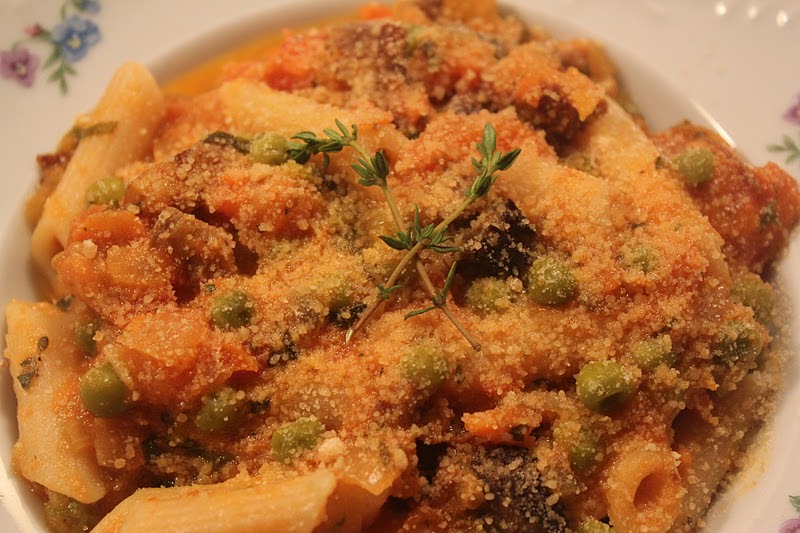 Vegan Miss It's the Bee's Knees, Daddy! Penne in Forest Mushroom