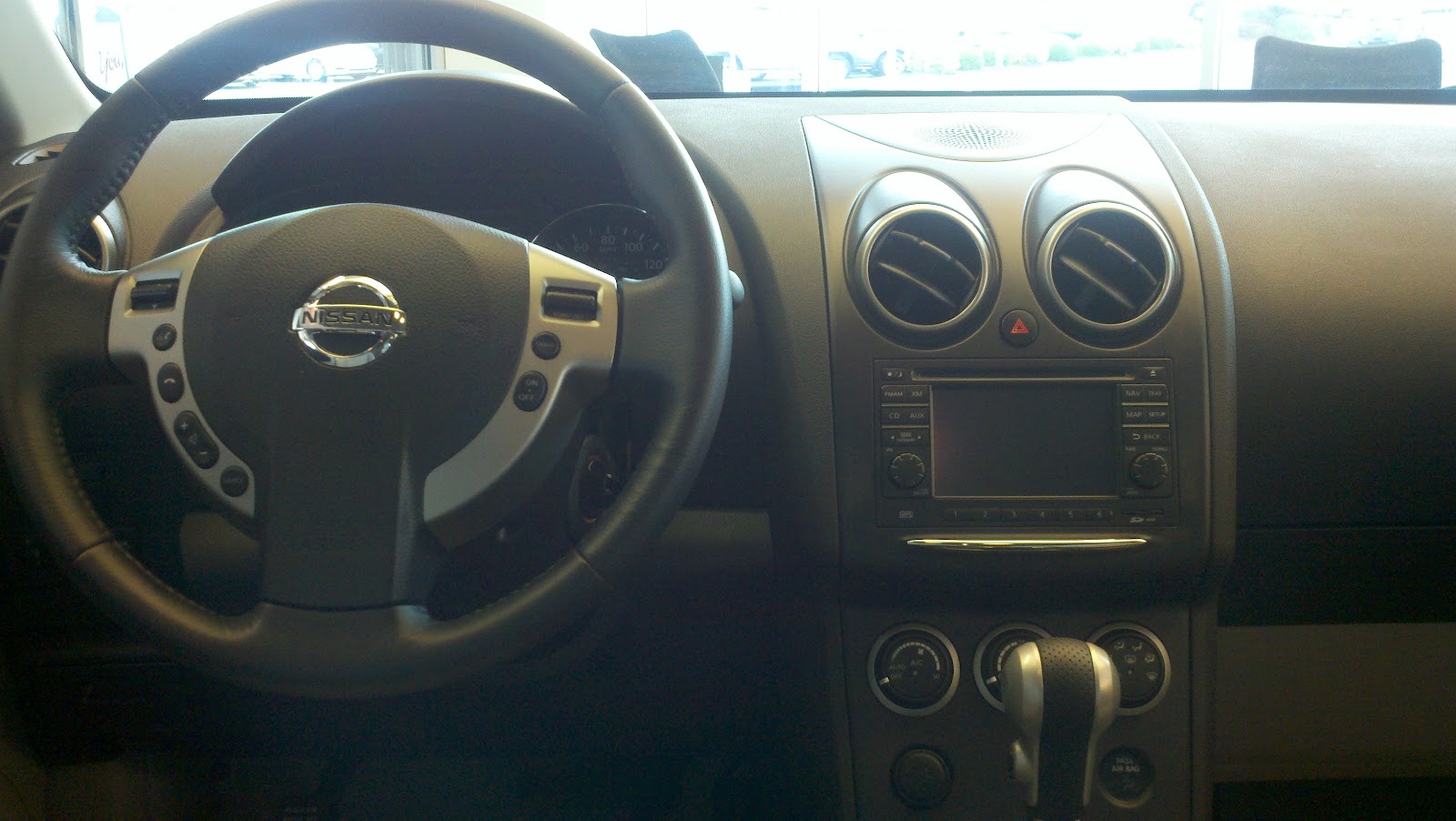 The Green Light Review 2012 Nissan Rogue Sv Fwd