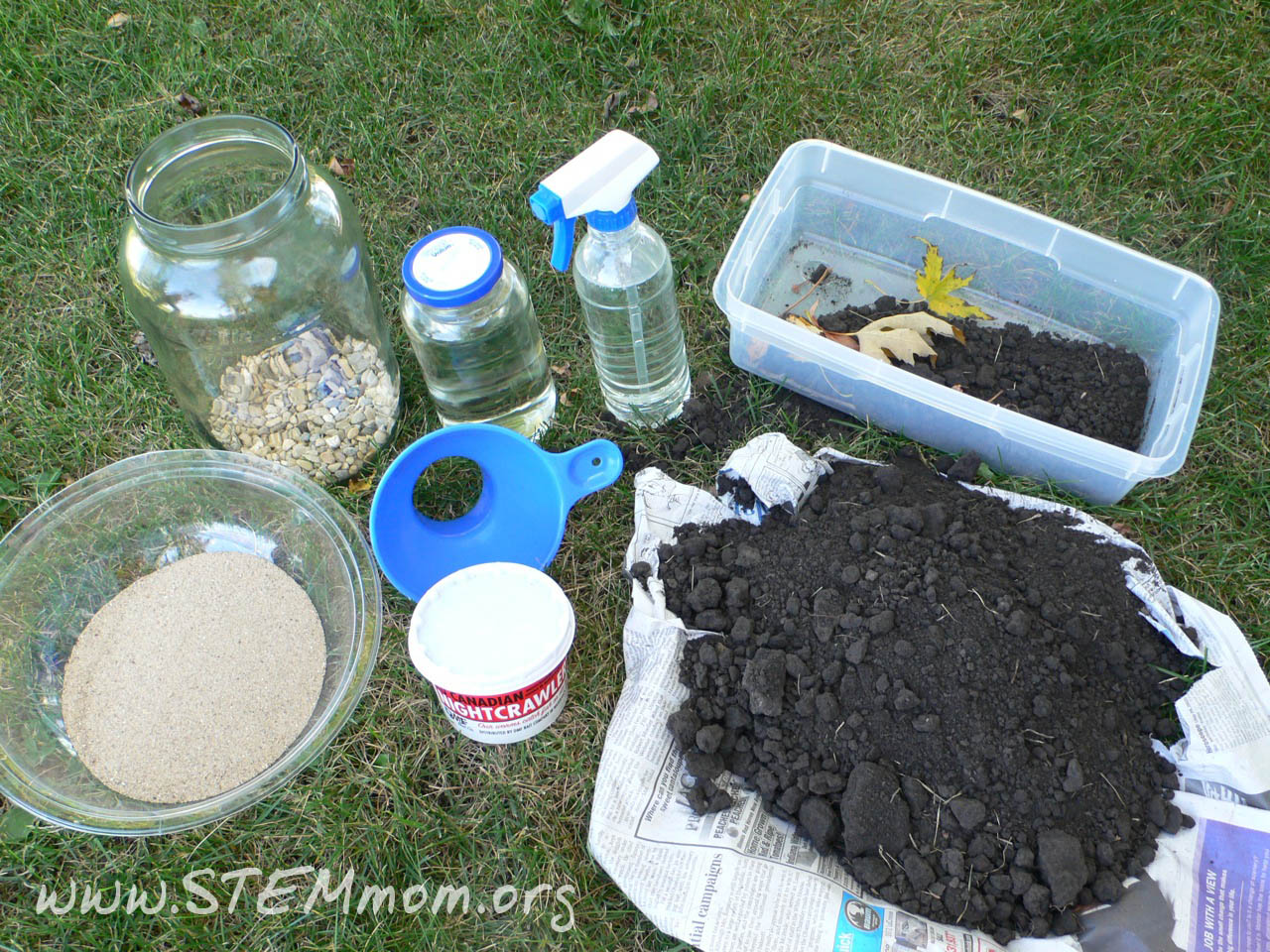 Dr. STEM Mom Building an Earthworm Home