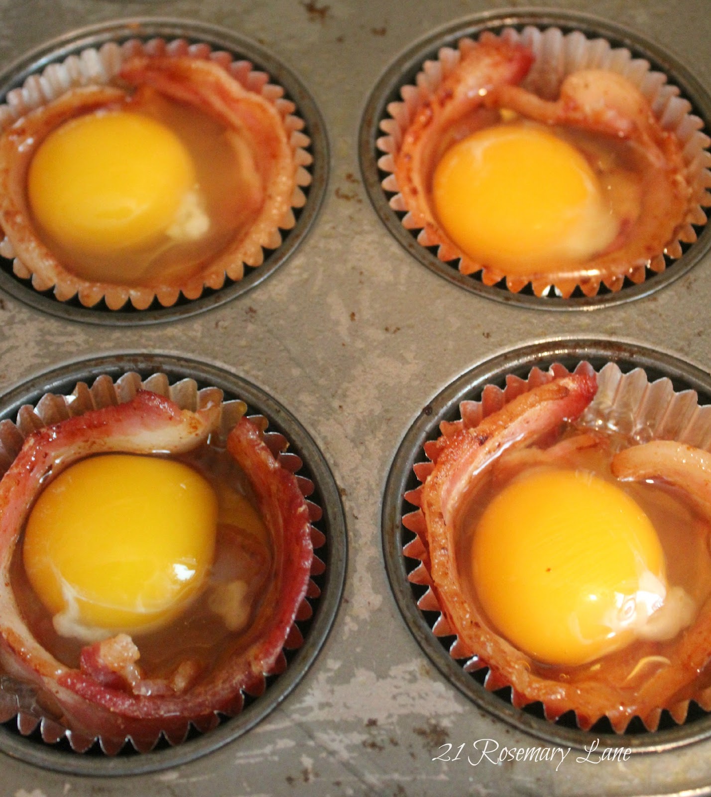 21 Rosemary Lane Bacon and Egg Cupcakes