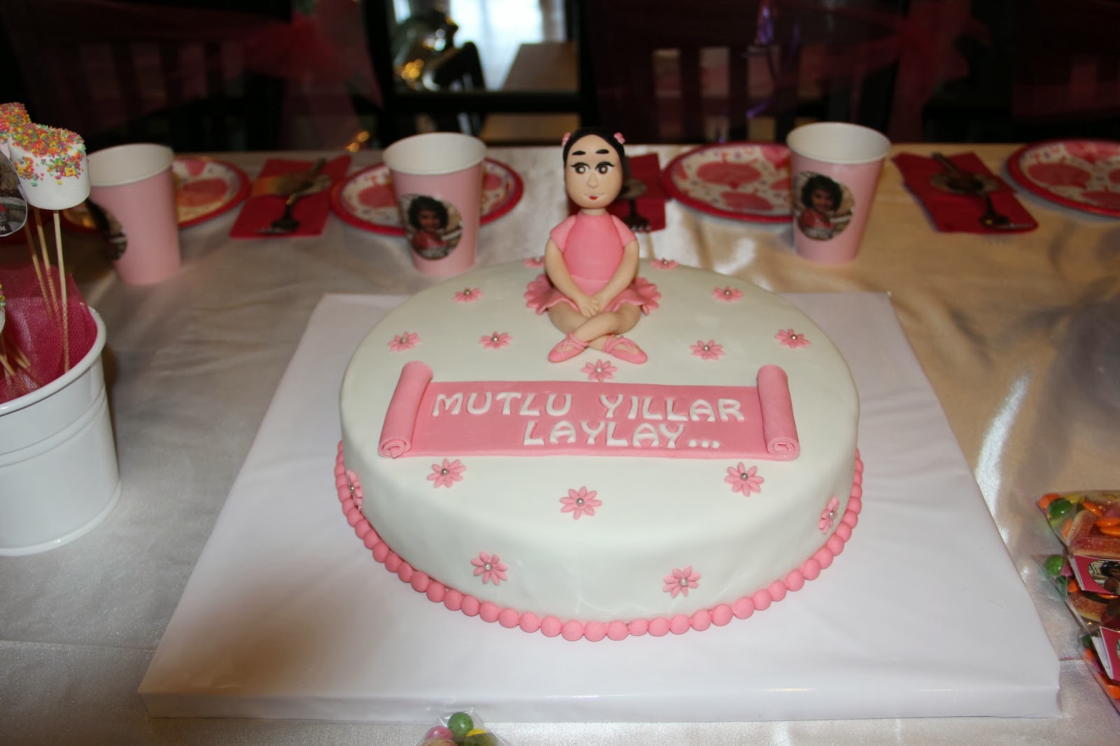 Trabzon doğum günü pasta, cupcake, kurabiye, macaron, bebek Mevlidi