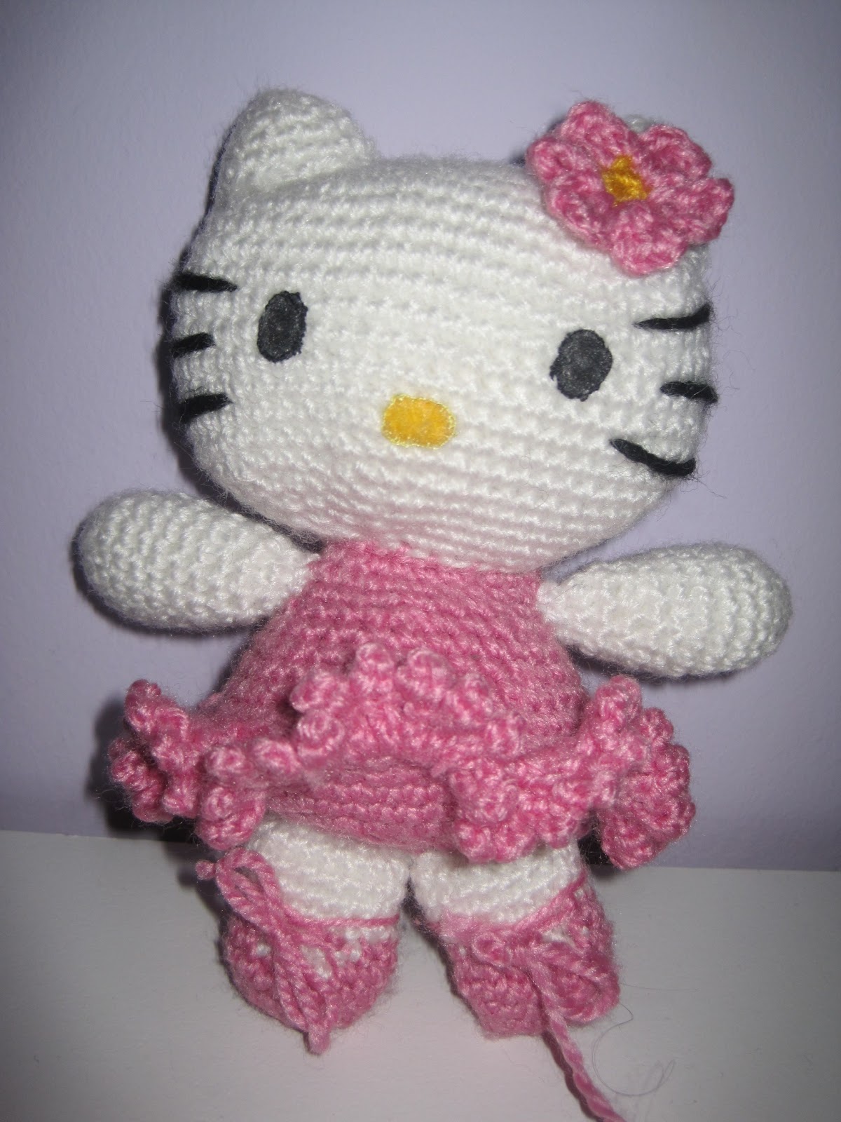 COSAS DE MERIJOU: AMIGURUMI HELLO KITTY