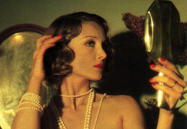 Barbara+Bouchet+James+Bond+(3)+ +Copy