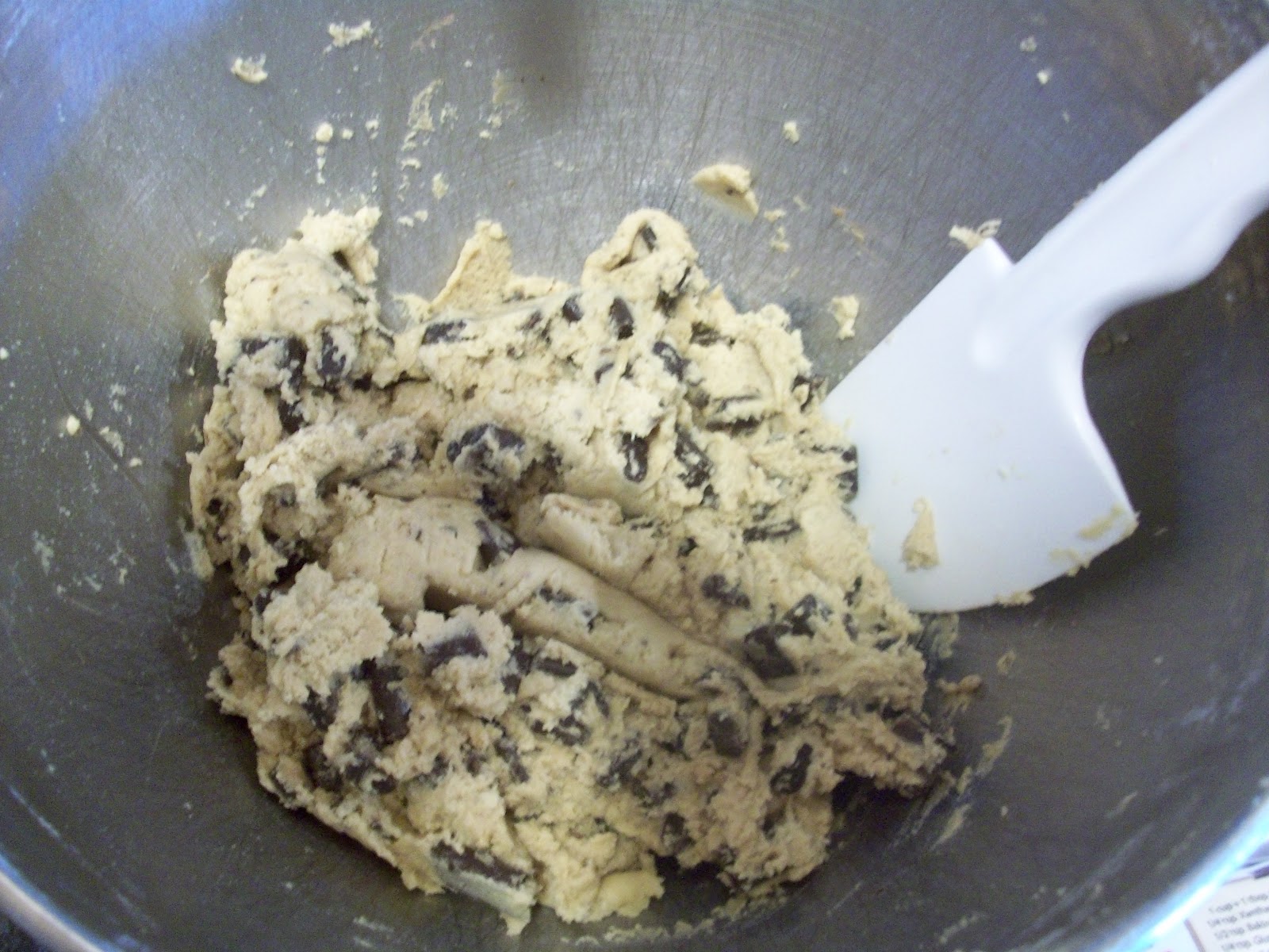 The NutFree Mom Blog NutFree Cookie Recipe "Big Bakery" Chocolate Chip