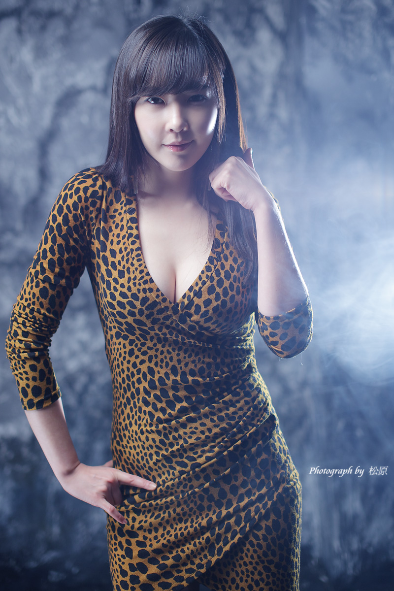 BIG PHOTOS ARCHIVE: [Kim Yoo Yeon] 2010.12.12 - Leopard Mini Dress
