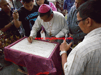 PEMBERKATAN GUA MARIA ERIA NYARUMKOP SINGKAWANG OLEH MGR AGUSTINUS AGUS, PR PEMBERKATAN GUA MARIA ERIA NYARUMKOP SINGKAWANG OLEH MGR AGUSTINUS AGUS, PR