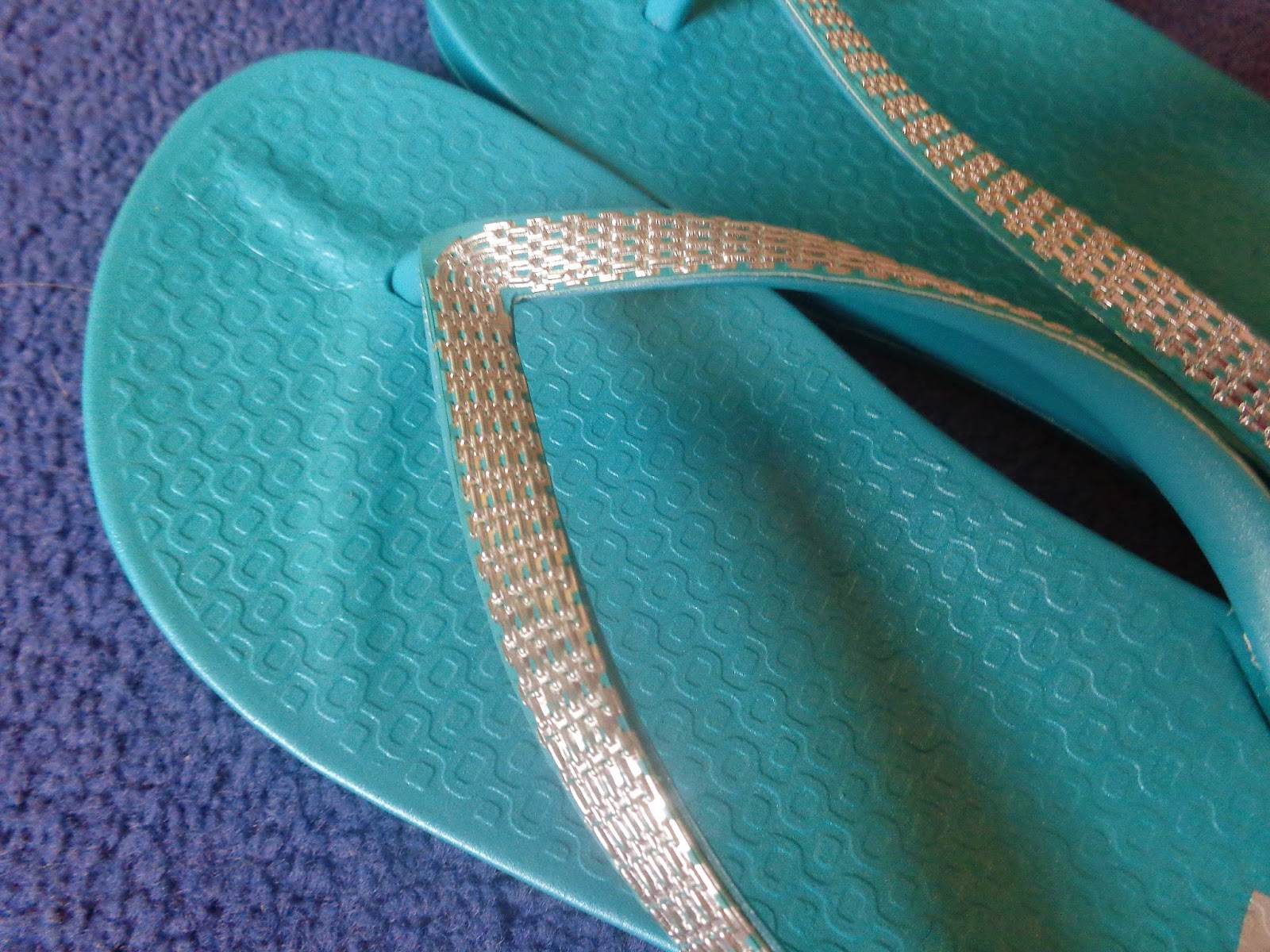 Ipanema Flip Flops Review - Jenna Suth