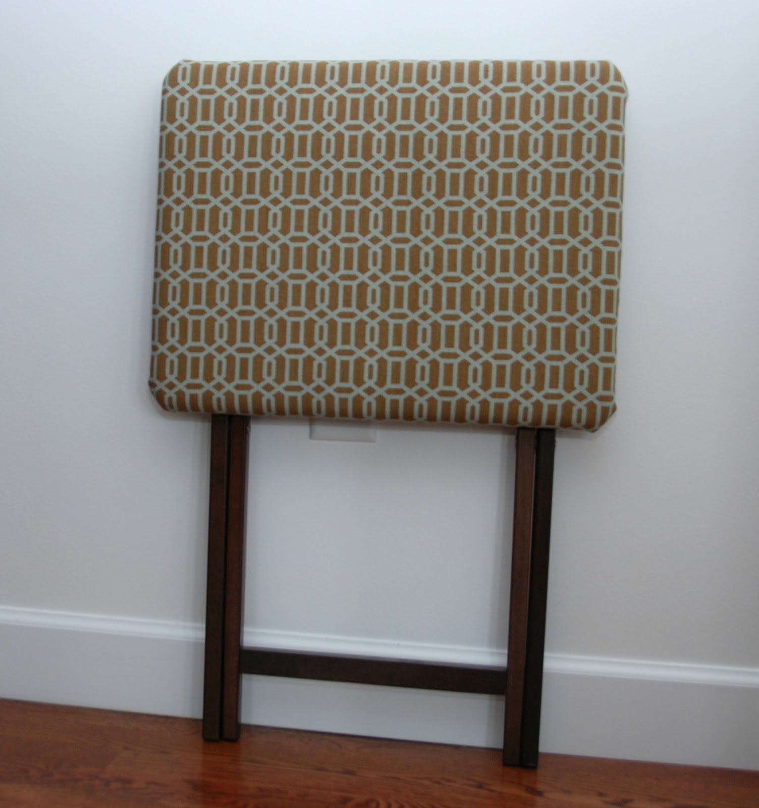 One Creative Housewife TV Tray Ironing Board