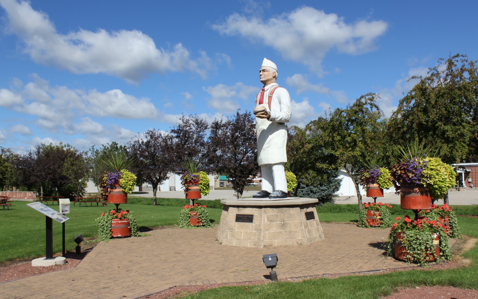 Wisconsin Historical Markers "Hamburger Charlie" Nagreen 18701951