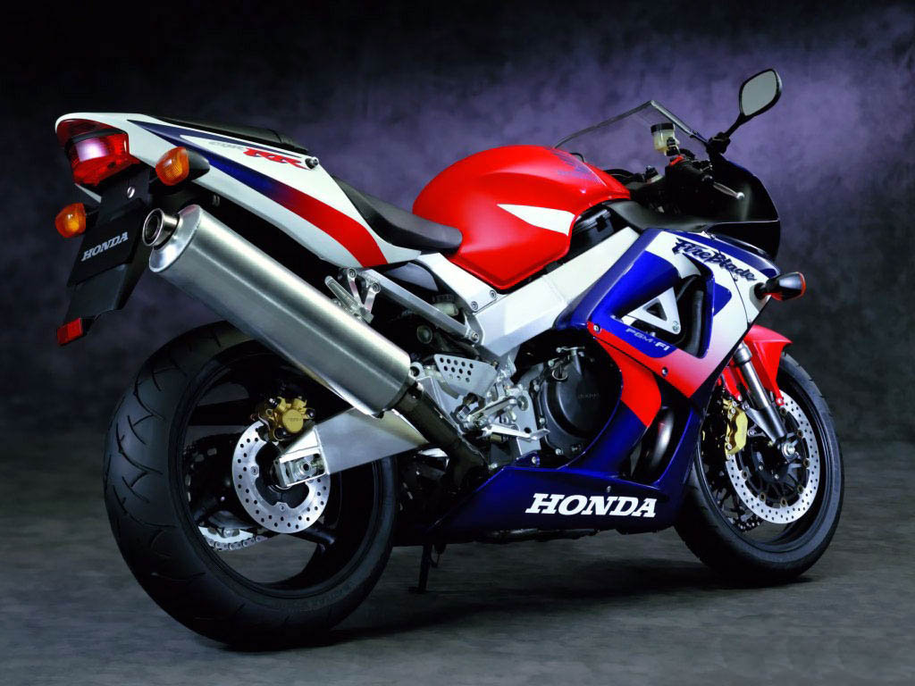 Latest Honda Suzuki Yamaha and Kawasaki Heavy Bikes HD Wallpapers 2013