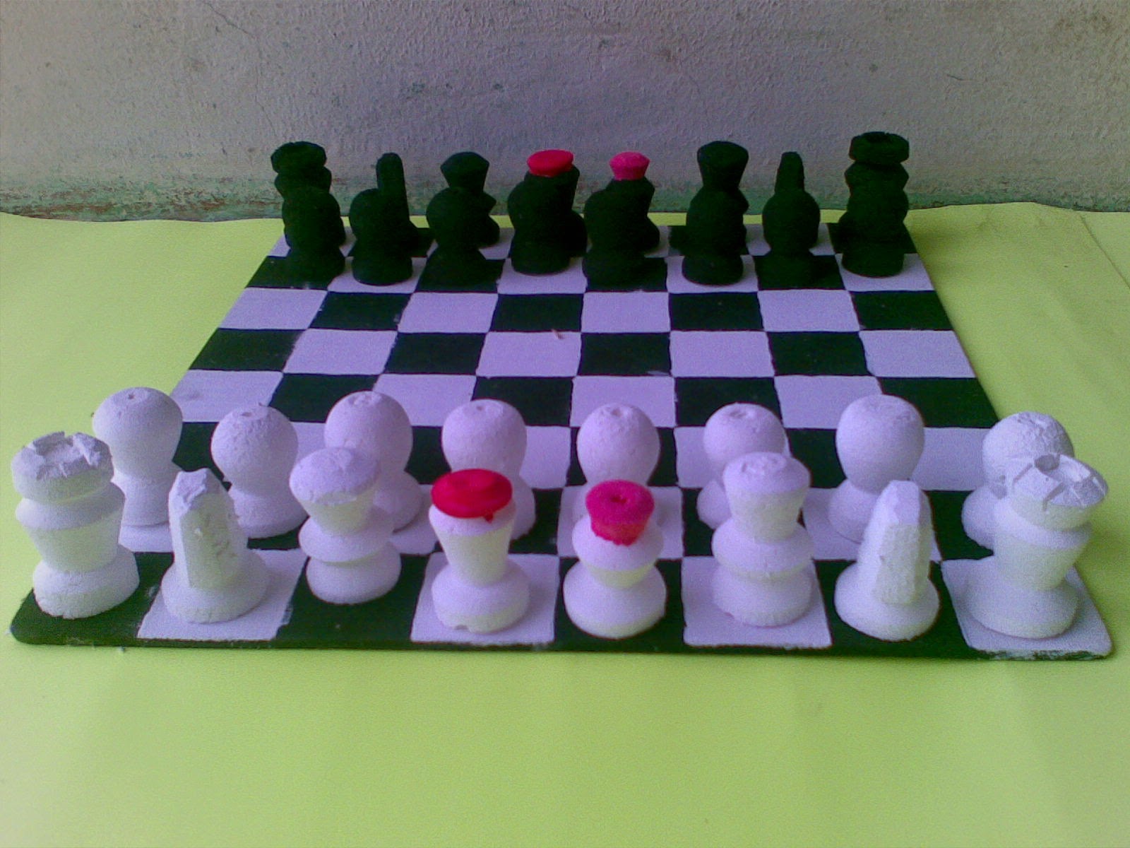 ajedrez en reciclaje