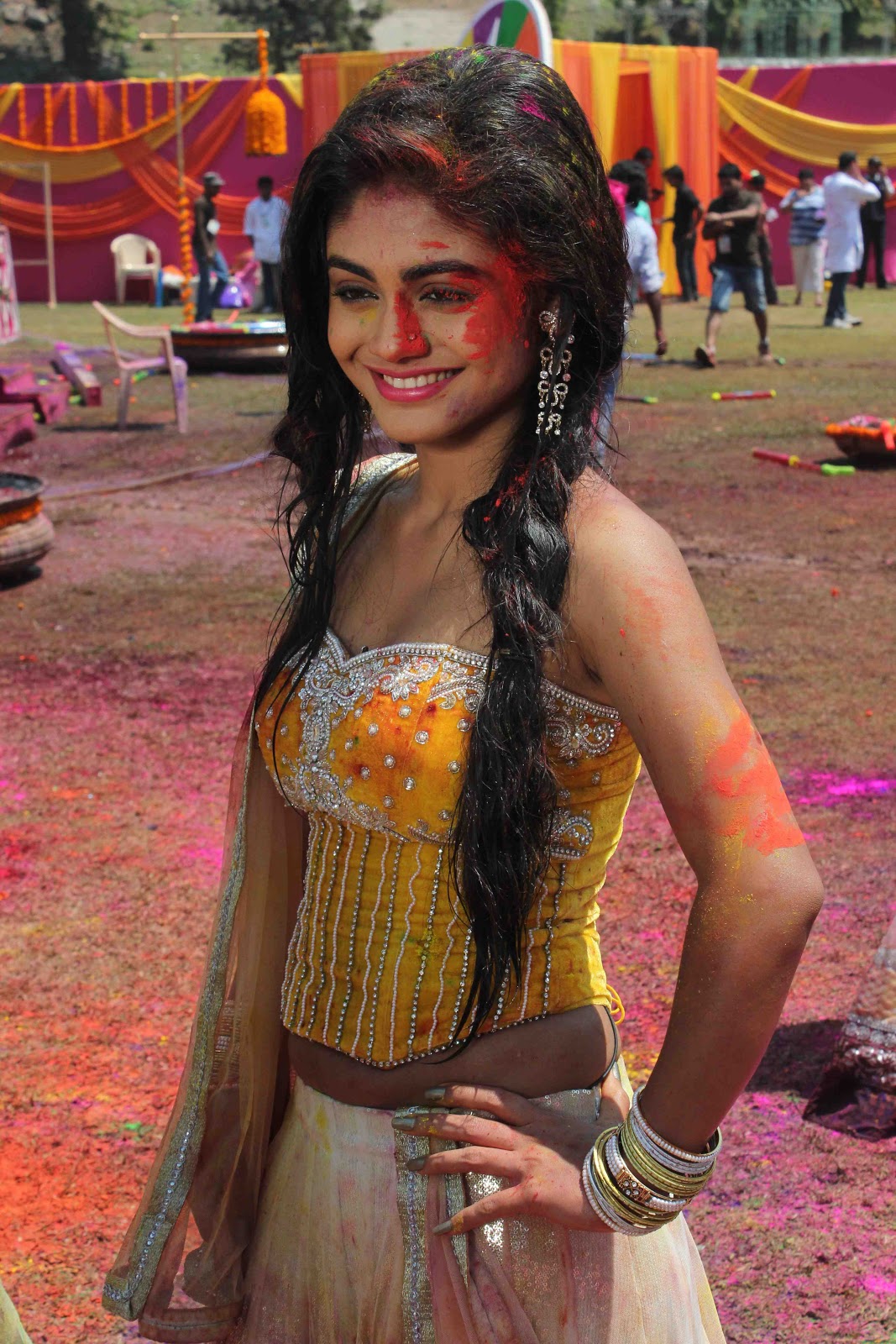 bollywood holi party hot pics