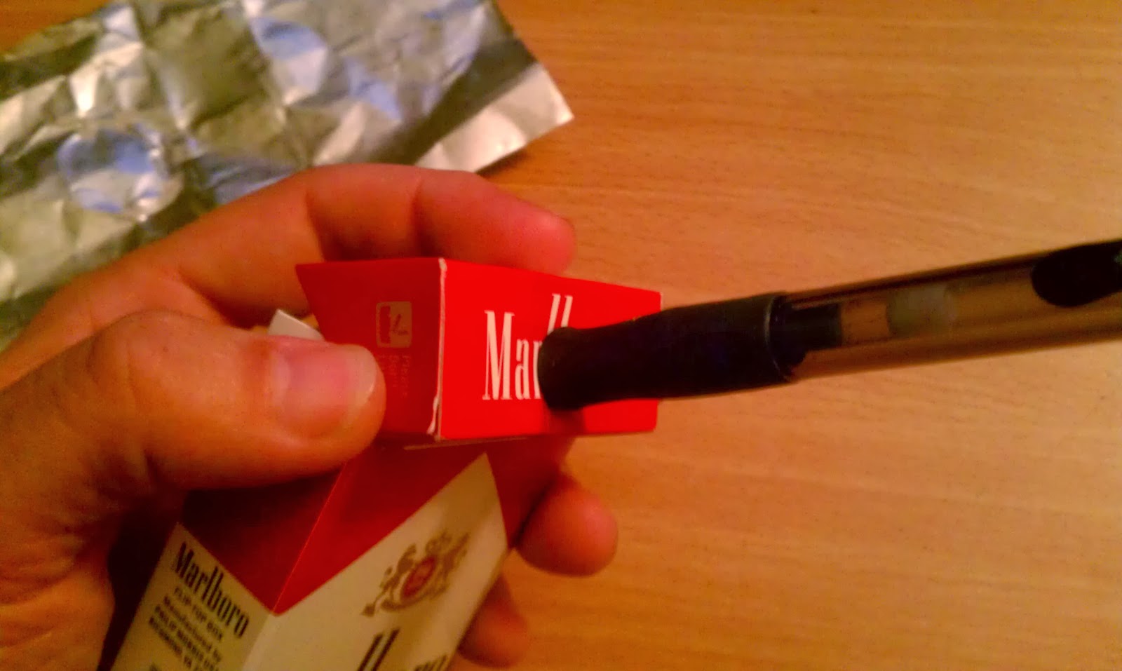 Passion for Pot Make a Cigarette Pack into a Bowl tutorial.