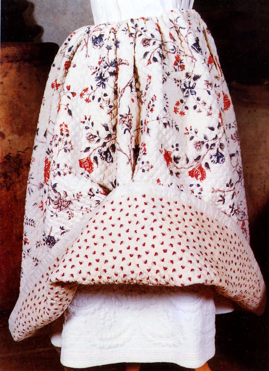 FolkCostume&Embroidery Quilted garments in the Provençal Costume
