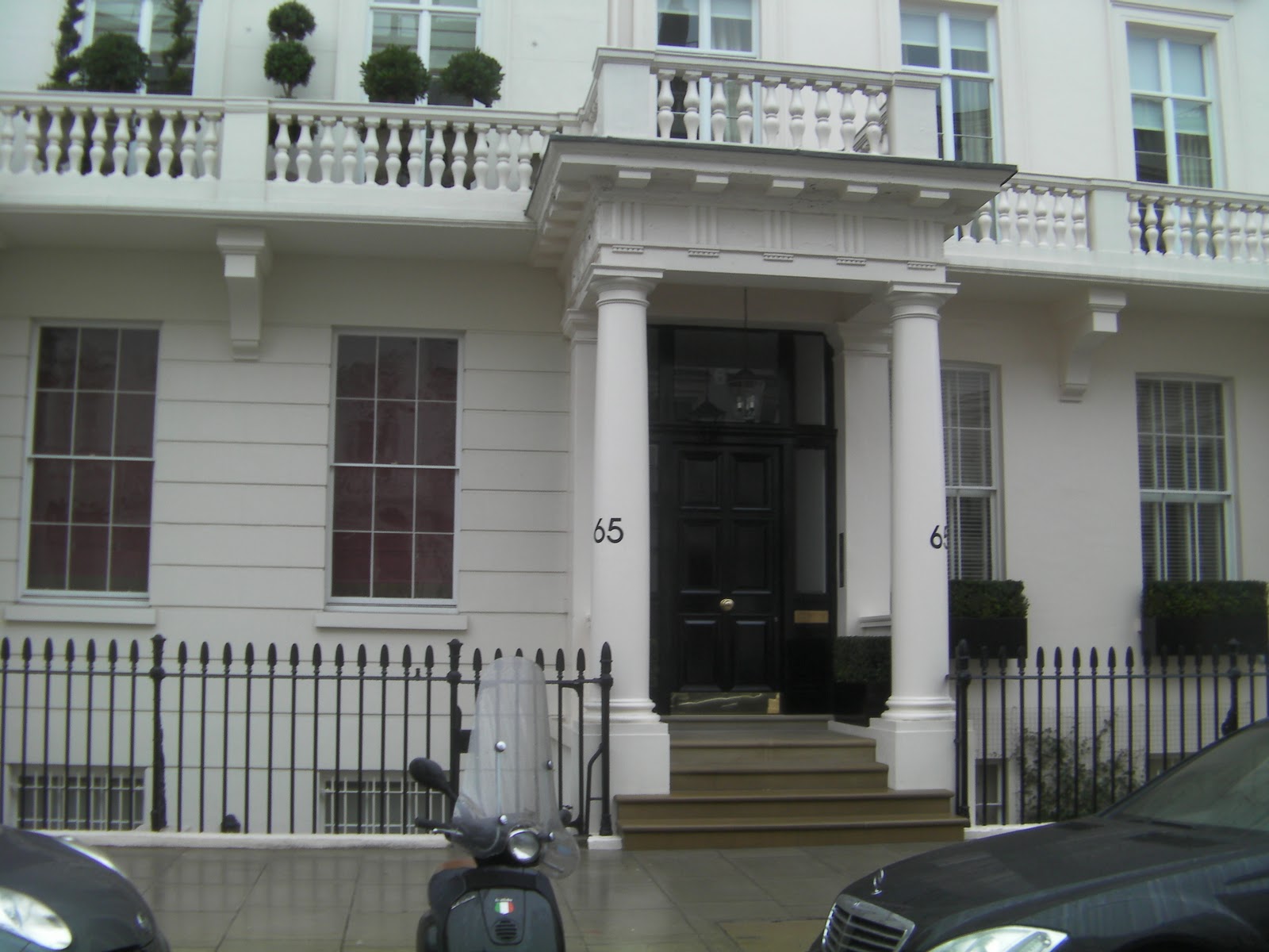 You may recall that I made my own pilgrimage to (1)65 Eaton Place in