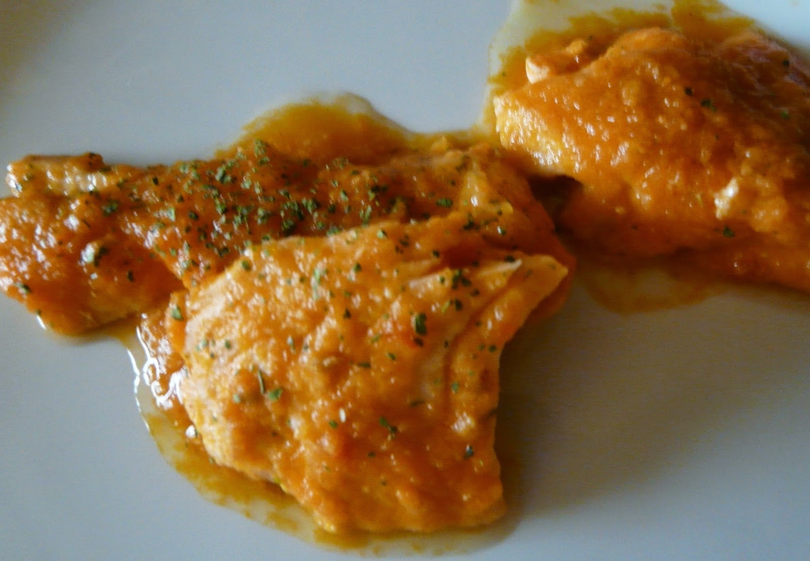 Salmón En Salsa De Tomate Casera.