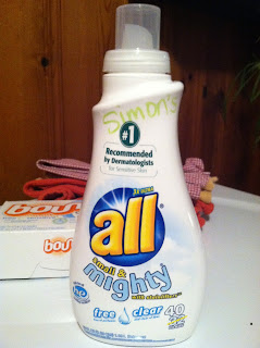All small & mighty detergent
