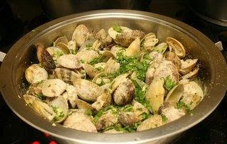 Almejas En Salsa Verde