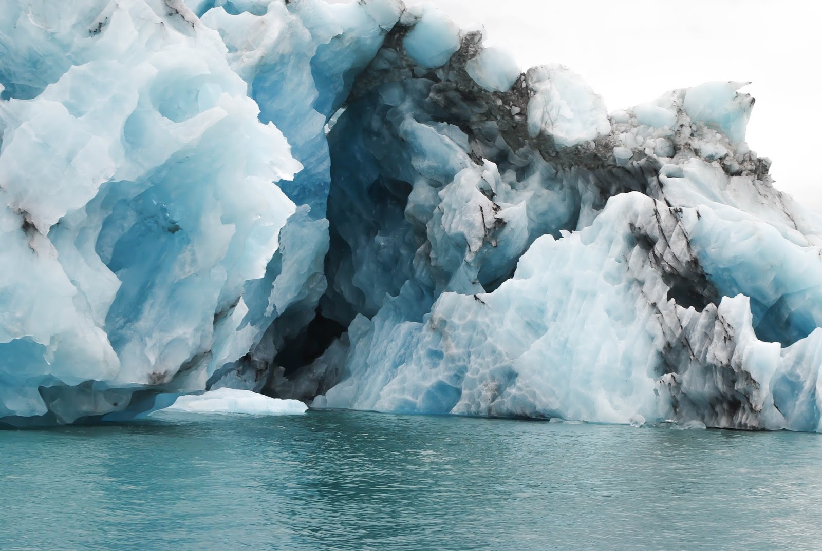 Icebergs in Jökulsárlón Glacier Lagoon in Iceland