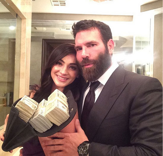 يتابعه أكثر من 6 ملايين متابع حول العالم Dan Bilzerian:"ملك انستجرام"