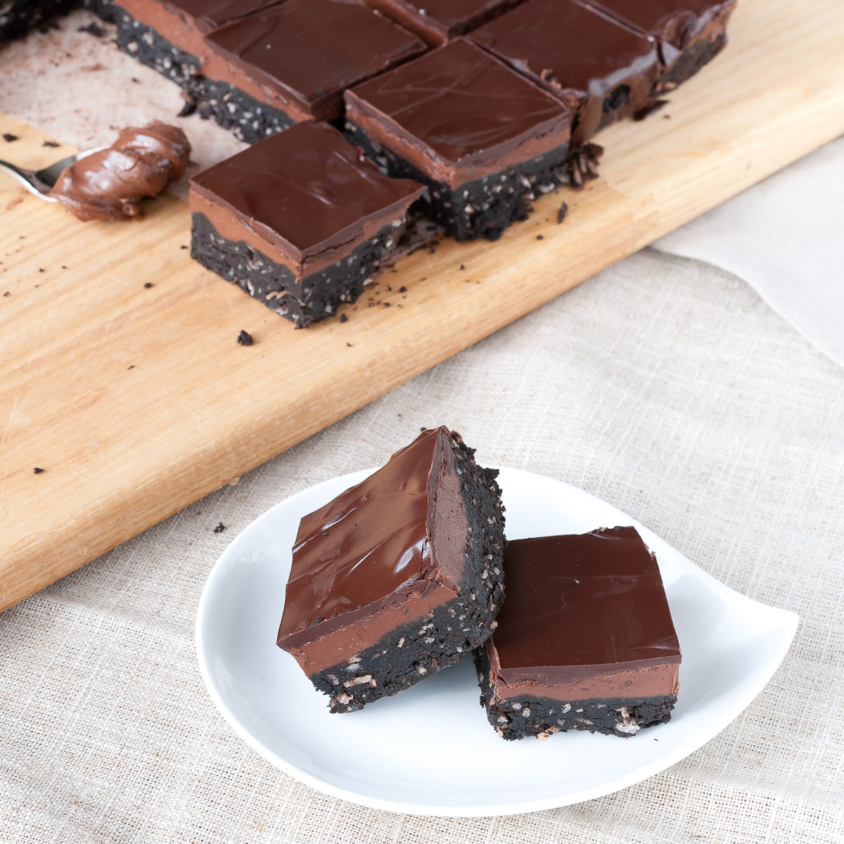 Sweet Twist of Blogging Nutella Nanaimo Bars