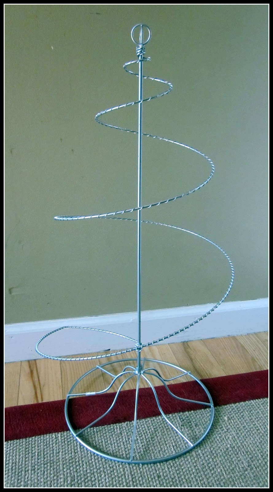 Wire Christmas Tree Homeroad