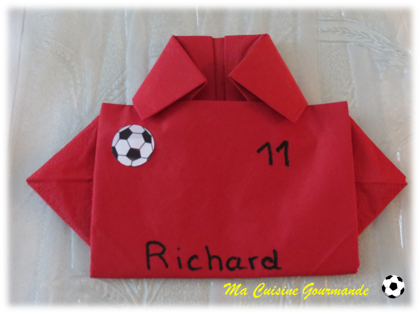 Pliage serviette maillot foot