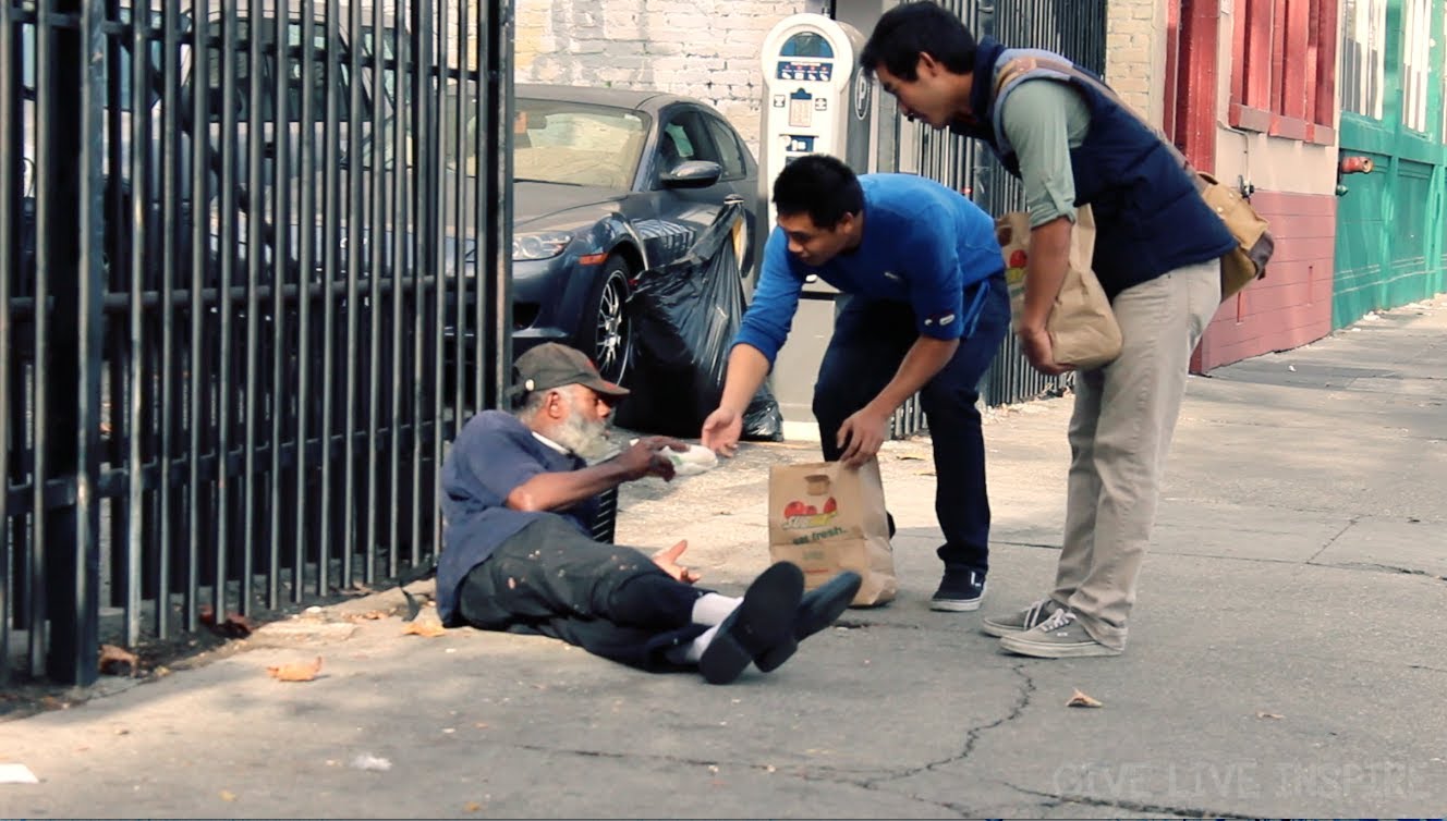 Police Buy Dog Food For Homeless Girl Police Buy Dog Food For Homeless Girl