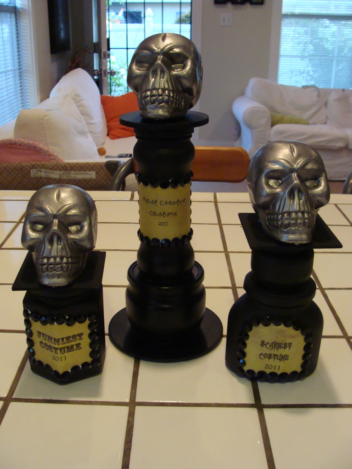 Anna Banannie DIY Halloween Costume Trophies