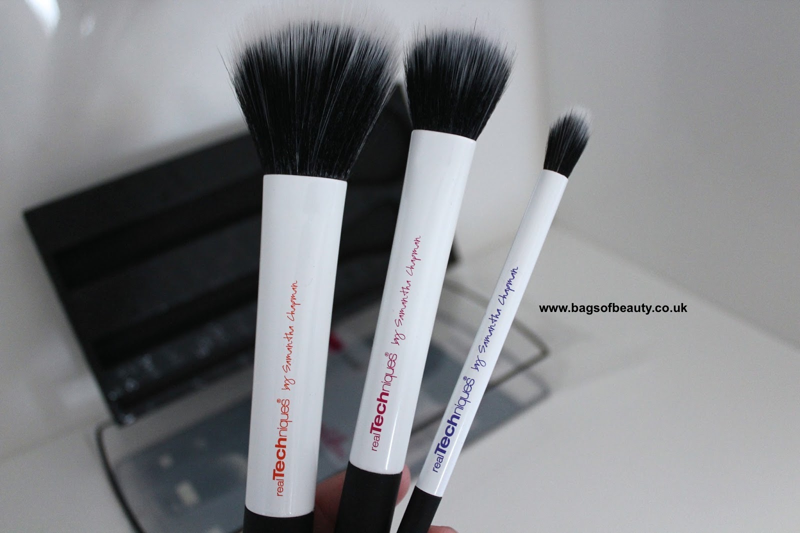 Real Techniques Duo Fiber Brush Collection Bags of Beauty