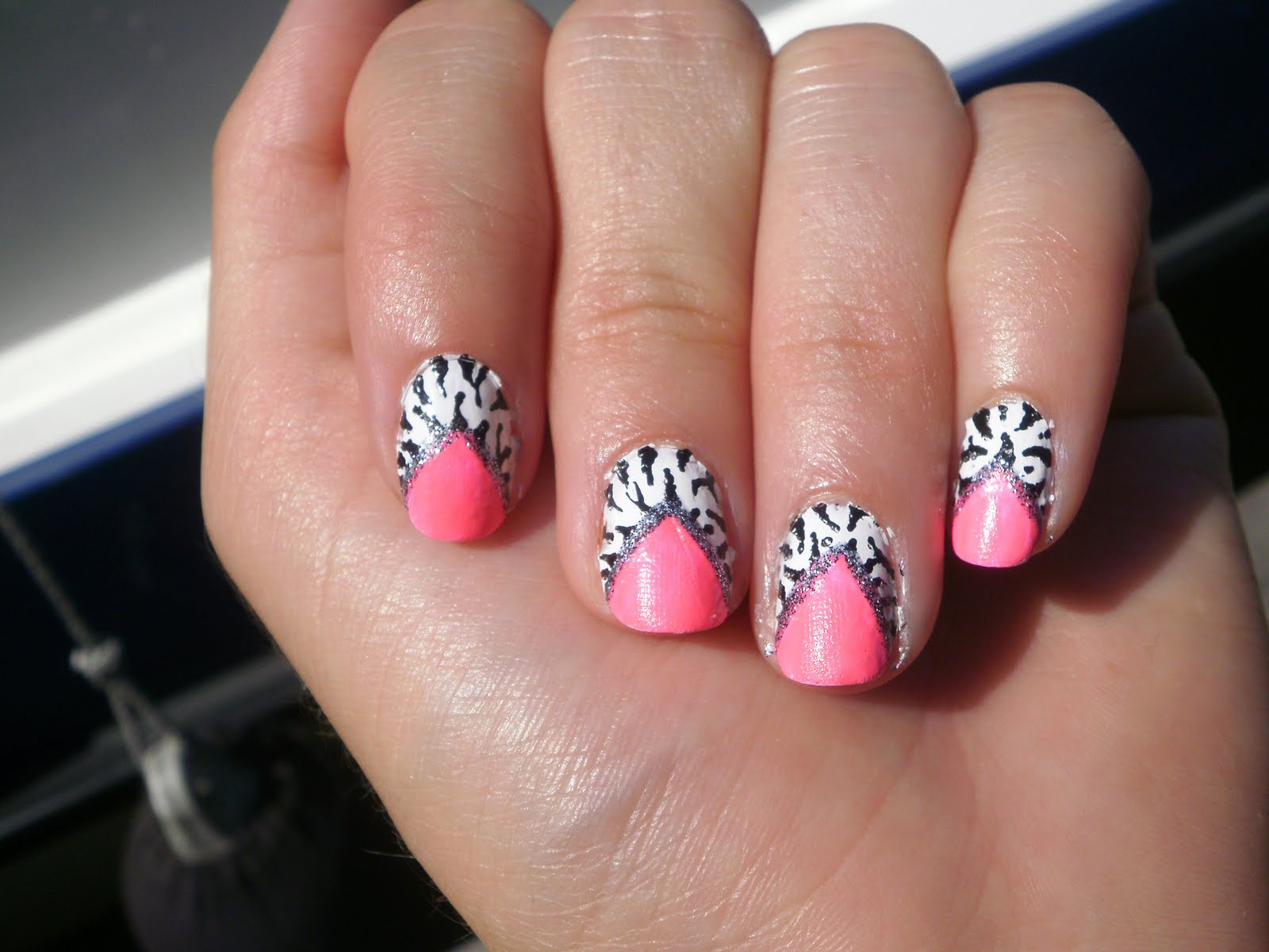Crazy About Nails: Neon pink and white zebra nails