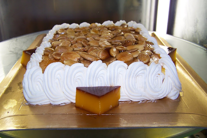 tarta san marcos con almendras