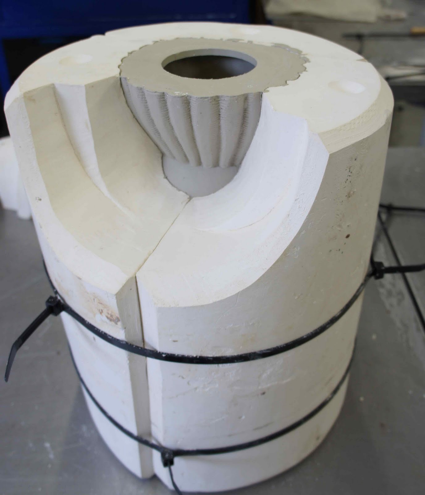 EUGENE HŐN CERAMIC ARTIST Slipcasting the decoyduck; stepbystep