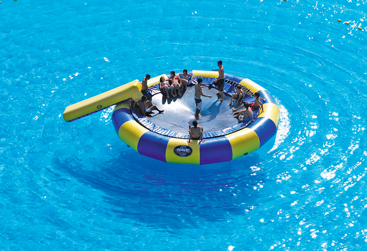 世界最大のプール