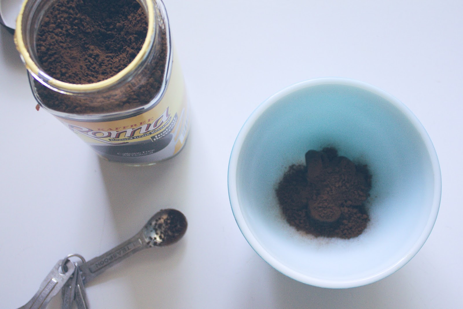 turquoise violets Fake Coffee for Breakfast