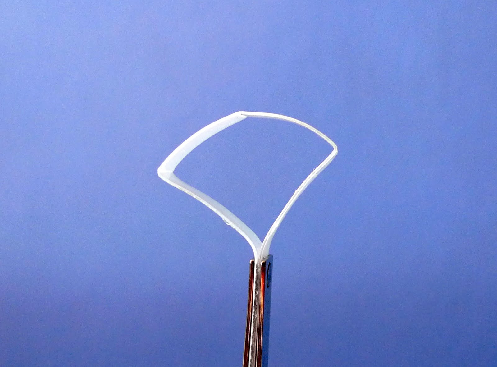 Review My Pocket Dentist from Avon The Beauty Junkee