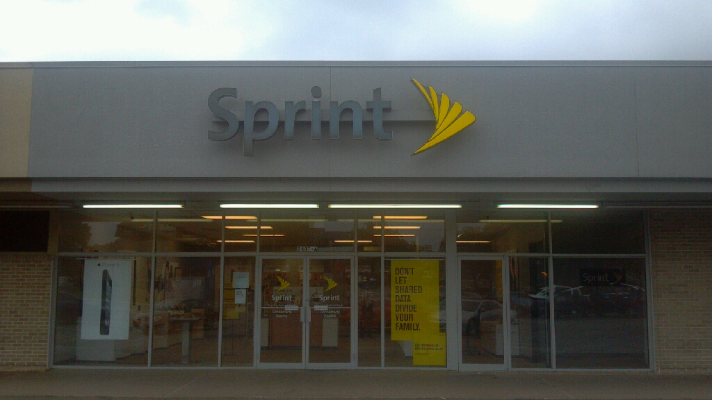 Sprint Store by Connectivity Source
