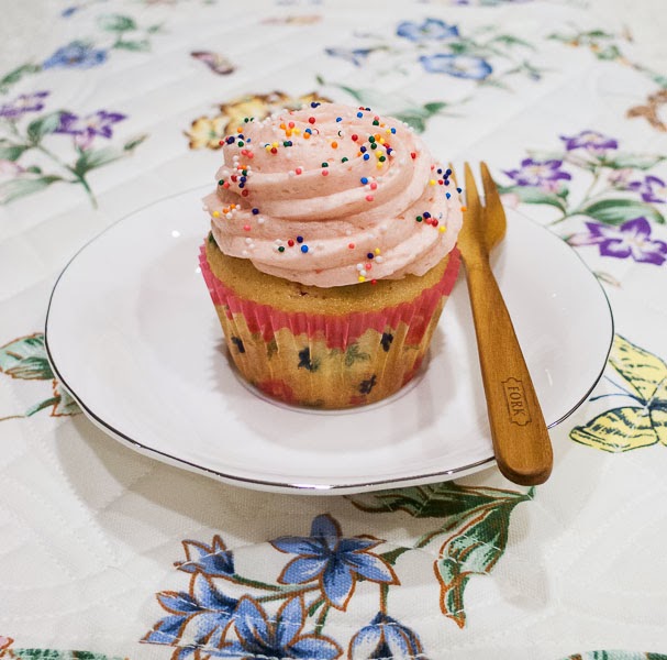 Funfetti Cupcake Recipe From Scratch Funfetti Cupcake Recipe From Scratch