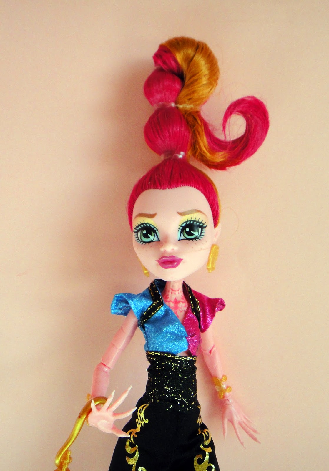 muñeca gigi monster high