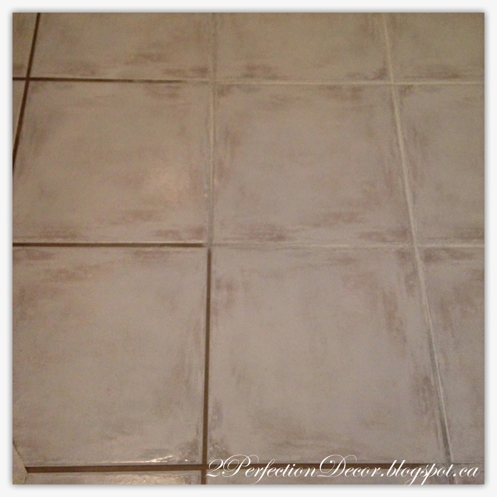 2Perfection Decor How to Paint Dark Grout 'White'
