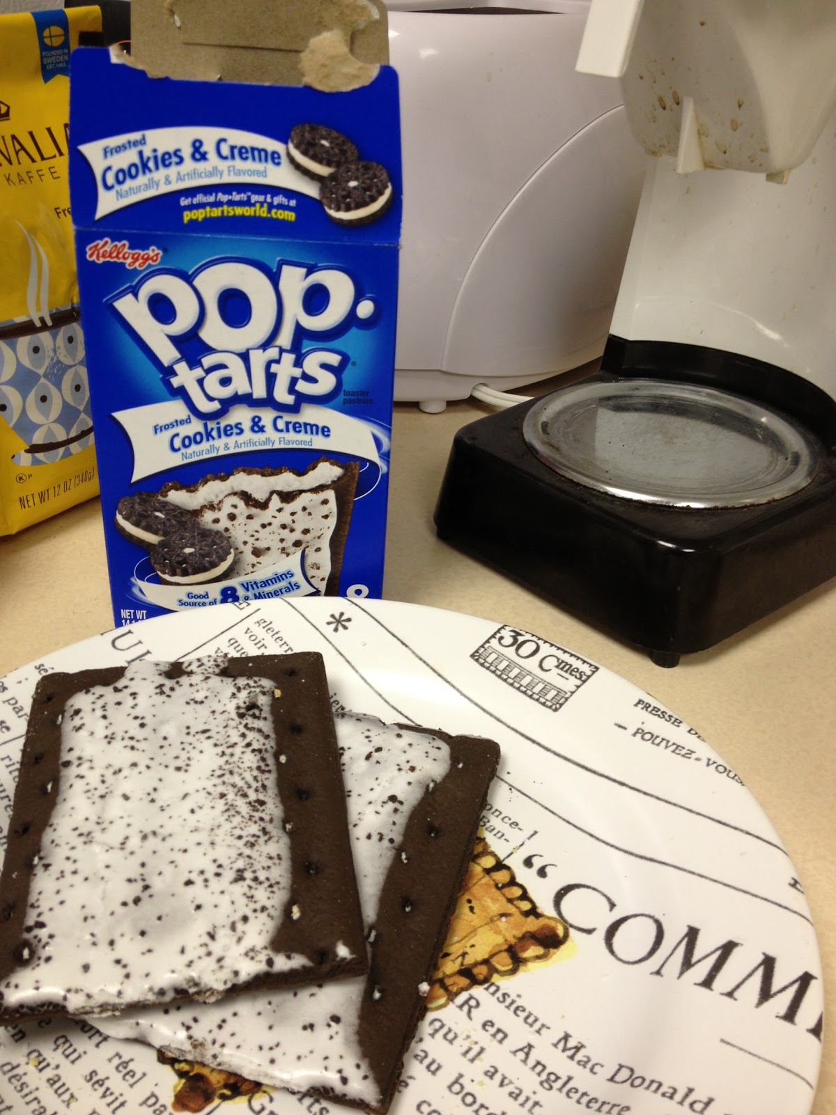Alice Out Of Context Cookies and Creme & Cinnamon Roll Pop Tarts