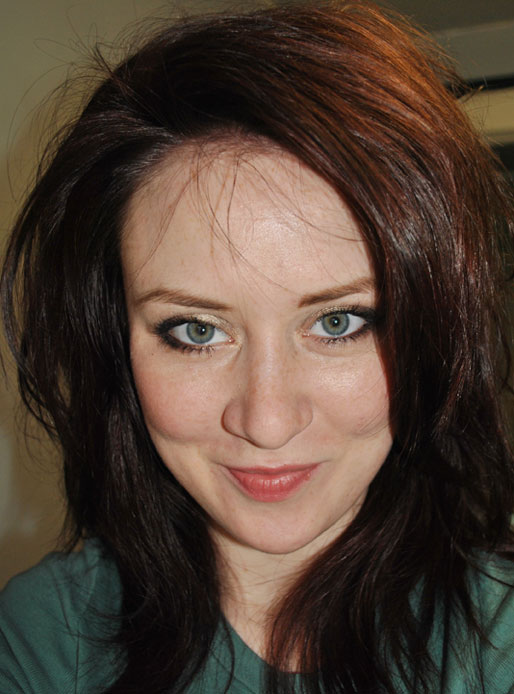 Style Of Your Own Makeup Photo A Day 41 Easy Makeup For Green Eyes