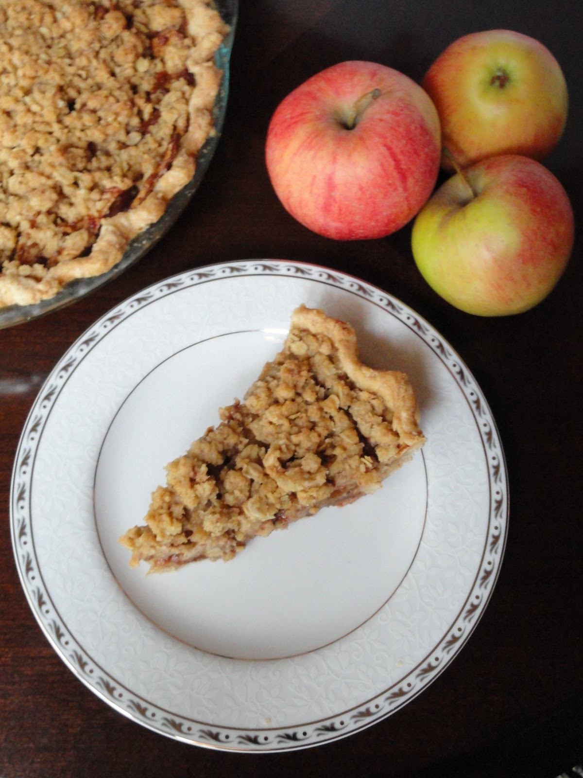 Caramel Apple Pie With Crunch Topping Serena Bakes Simply From Scratch
