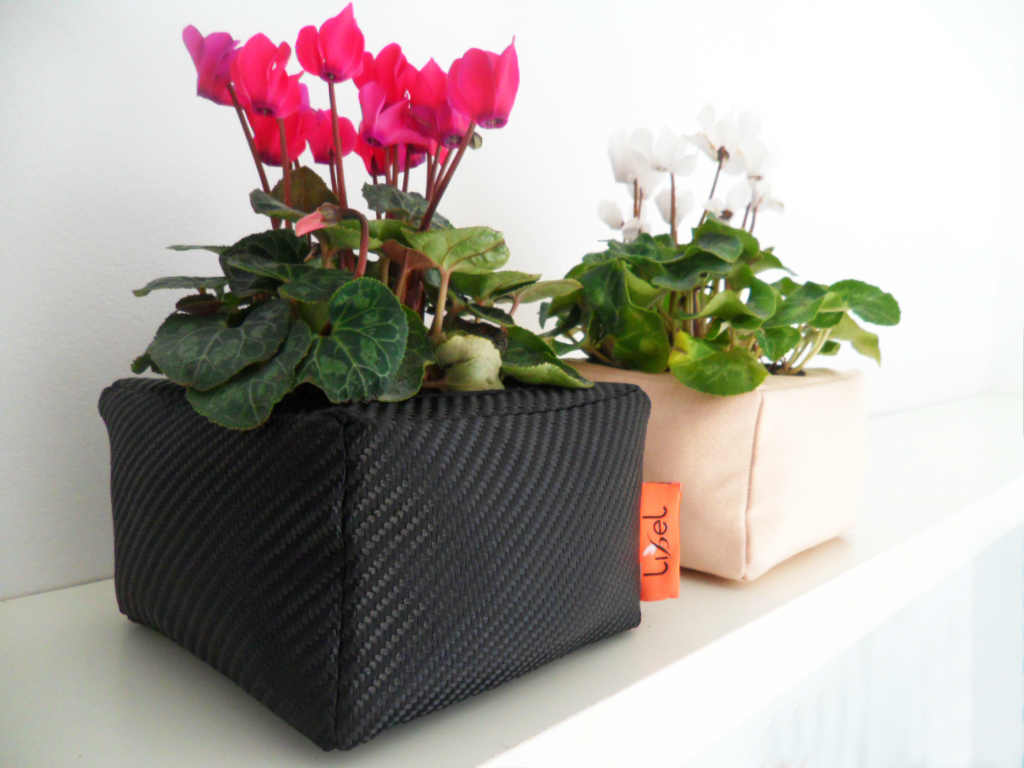 Studio Libel’s Pillow Pots decorates your home creatively Spicytec