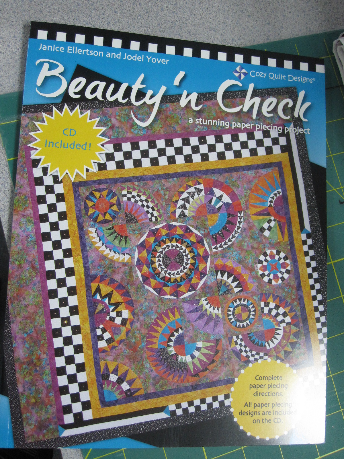 Paula Reid Machine Quilter Cozy Quilt Shop El Cajon CA